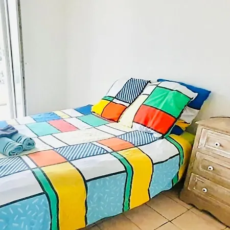 1 Dans 2 Proche Mer, Centre-ville Et Commerces بيت شباب باستيا