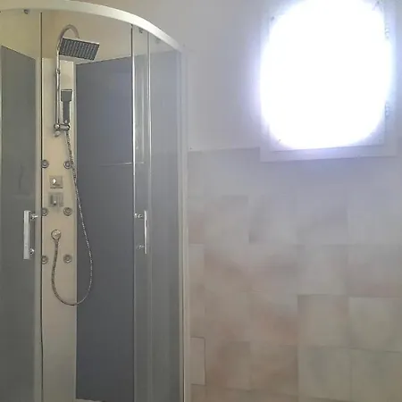 1 Dans 2 Proche Mer, Centre-ville Et Commerces