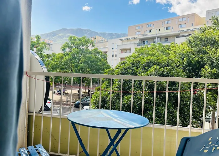 1 Dans 2 Proche Mer, Centre-ville Et Commerces Hostal Bastia (Corsica)